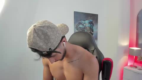 Emmet online show from September 10, 3:21 pm