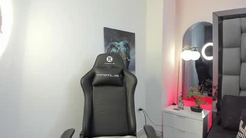 Emmet online show from September 27, 3:10 pm