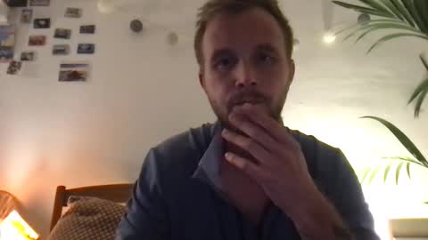 Snapshot of enerjizzer chatting on October 24, 10:33 pm 3from Desire online show from October 24, 10:33 pm