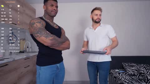 Johnny online show from April 7, 12:27 pm