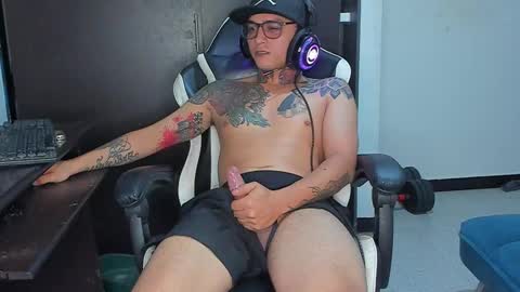 enjoymycock99 online show from February 24, 9:53 am