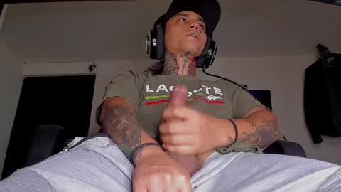 enjoymycock99 online show from December 14, 2:34 am