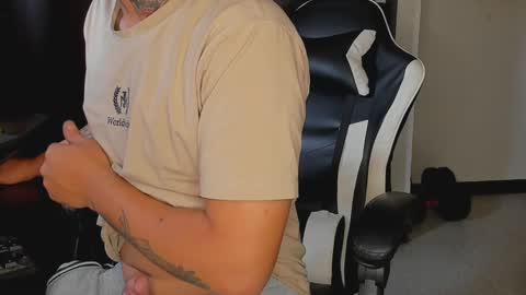 enjoymycock99 online show from February 26, 3:52 pm