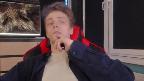 Enker online show from April 11, 5:05 pm