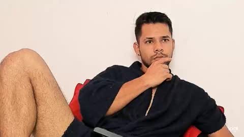 enmanuelgutierrez40 online show from January 8, 2:44 pm