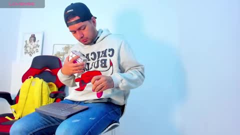 enrique online show from January 27, 12:48 pm