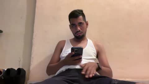 Enriquegc197 online show from December 21, 8:32 pm