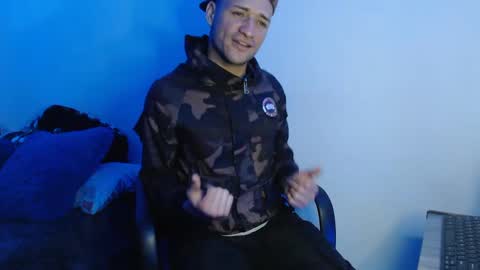 enzoyarack online show from October 1, 1:31 am