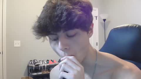 eprahsdahc online show from December 12, 3:32 am