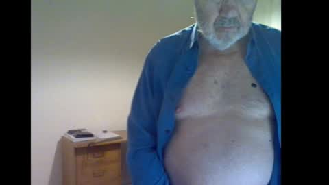 erasmus_d online show from January 13, 6:12 pm