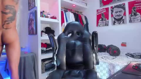 Tht BOSS Eren online show from September 10, 4:11 am