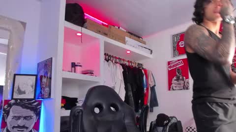 Tht BOSS Eren online show from October 21, 7:50 pm