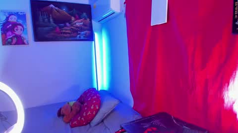 Tht BOSS Eren online show from February 7, 4:16 am