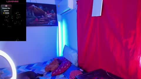 Tht BOSS Eren online show from February 14, 4:37 am