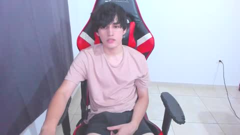 eren_tatakae online show from November 8, 3:21 am