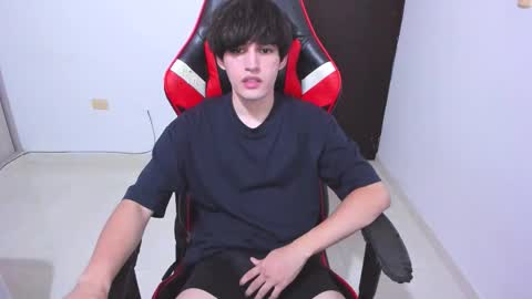 eren_tatakae online show from February 19, 1:57 am