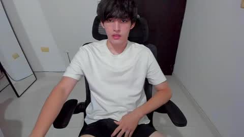 eren_tatakae online show from May 29, 2:43 am