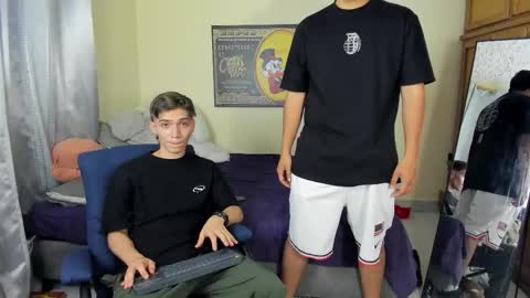 Snapshot of erick_de_rossee chatting on October 18, 9:53 pm erick_de_rossee online show from October 18, 9:53 pm