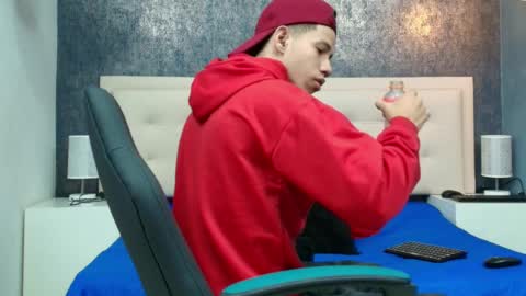   online show from March 26, 4:27 am