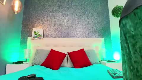   online show from February 26, 3:42 am