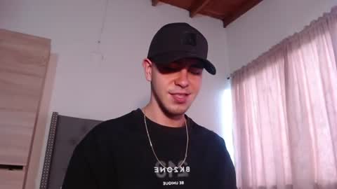Erik rodriguez online show from June 21, 10:48 pm