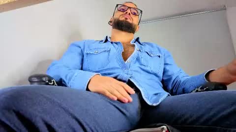 ernesto rodriguez 82 online show from June 17, 9:55 am