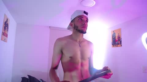 Eros online show from December 31, 2:47 pm