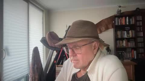 eros online show from January 21, 9:46 pm