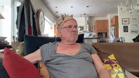 eros online show from February 20, 2:46 pm