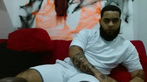Snapshot of eroticoblack chatting on October 26, 6:48 am Eroticoblack online show from October 26, 6:48 am