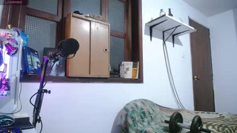 Esteban online show from December 6, 2:57 am