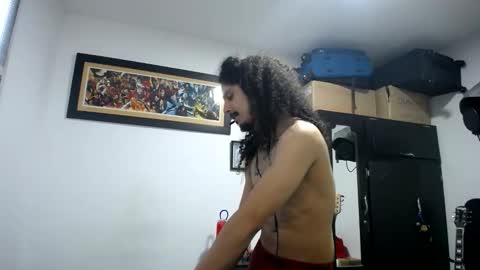 Esnider online show from April 23, 11:07 pm