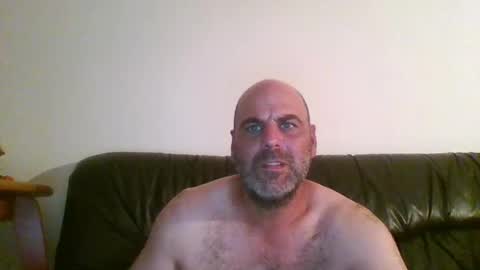 Snapshot of espartano2025 chatting on October 10, 8:13 pm espartano2025 online show from October 10, 8:13 pm