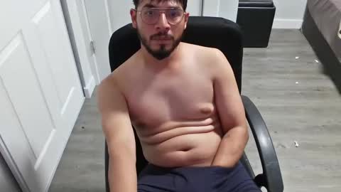 Esteban online show from October 4, 7:18 pm