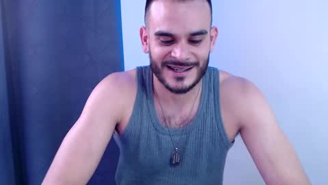 Snapshot of esteban_fer chatting on December 13, 9:20 pm Esteban Fernandez online show from December 13, 9:20 pm