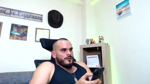 Esteban Fernandez online show from March 30, 2:23 am