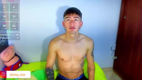 Esteban independent model online show from December 3, 1:21 pm