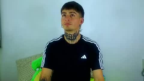 Esteban independent model online show from March 4, 11:43 pm