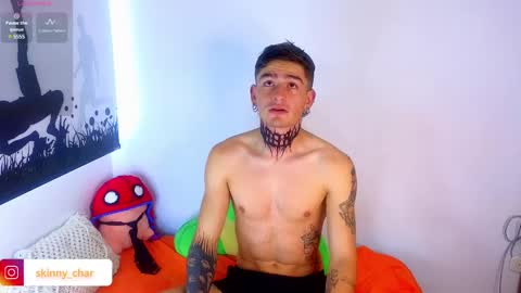 Esteban independent model online show from December 30, 12:20 pm