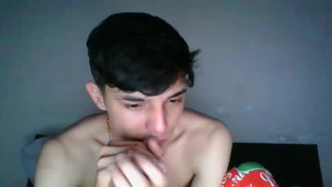 estebankit0 online show from January 24, 4:16 am