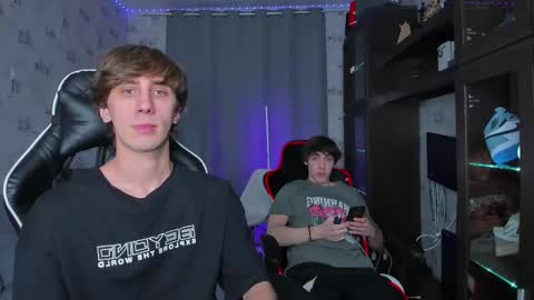 LOUIS online show from February 20, 4:14 pm