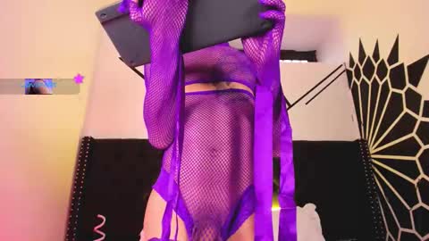 ethaancox online show from September 21, 9:26 pm