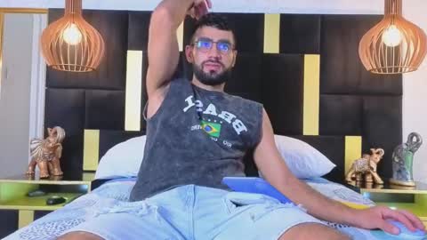 Ethan online show from October 6, 7:07 pm