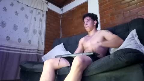 Ethan Noir online show from December 18, 3:26 am