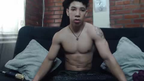 Ethan Noir online show from January 29, 9:50 pm