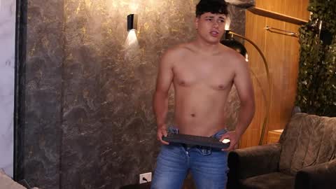 ethan_occonor online show from April 1, 1:41 pm