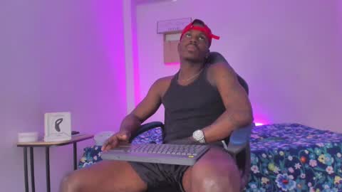 ethan travis online show from October 9, 8:58 pm