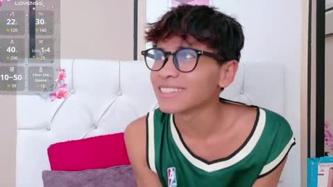 Ethan online show from April 1, 7:55 pm