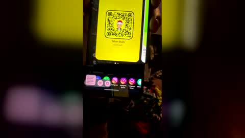 ethanbmx2001 online show from March 26, 8:51 am