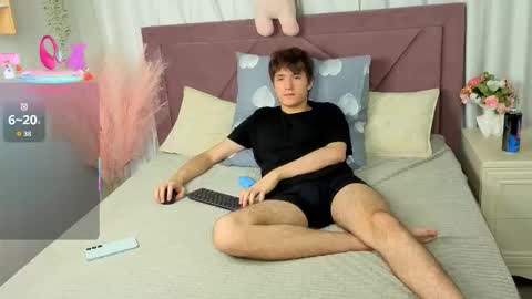 Ethan online show from October 5, 9:19 pm